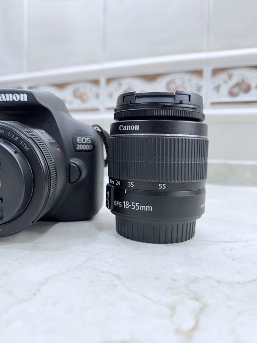 Kit Canon EOS 2000D + Lente 18-55mm + Lente 50mm f/1.8 + Extras (Ideal p/ Iniciantes)