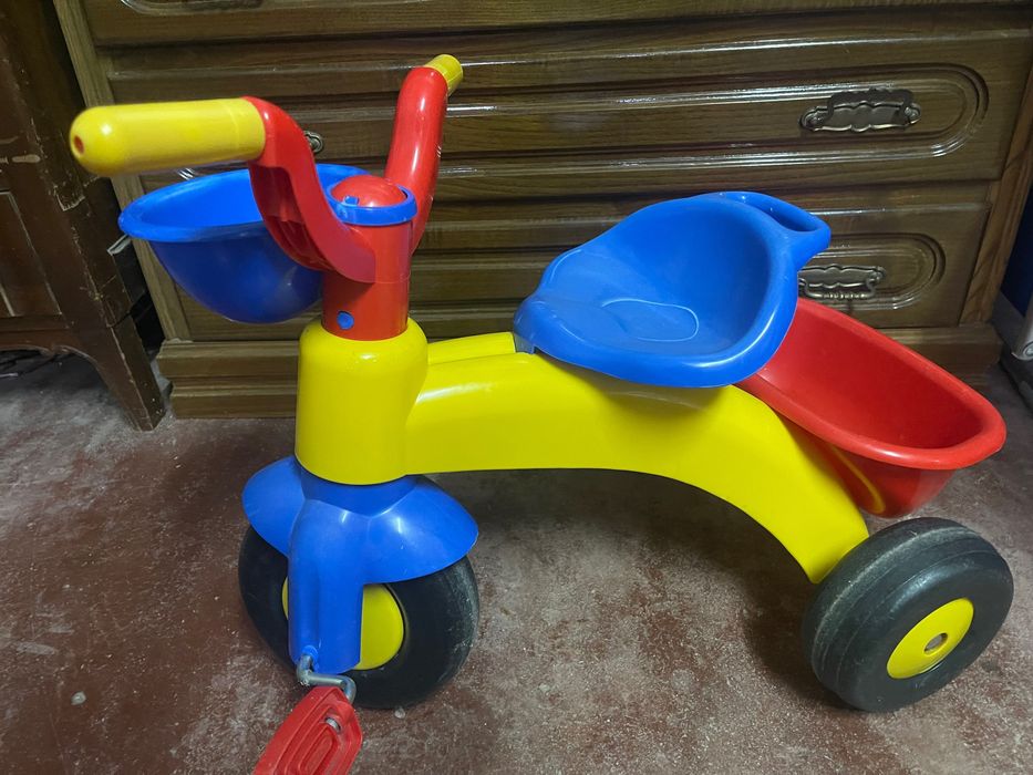 Triciclo para criança