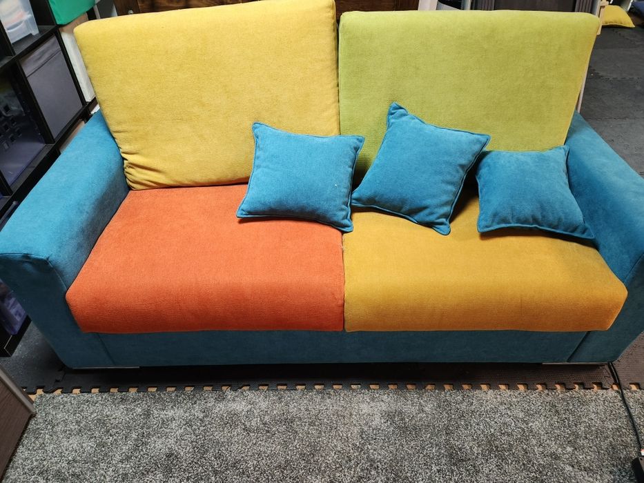 Vendo sofá 2 lugares/ original