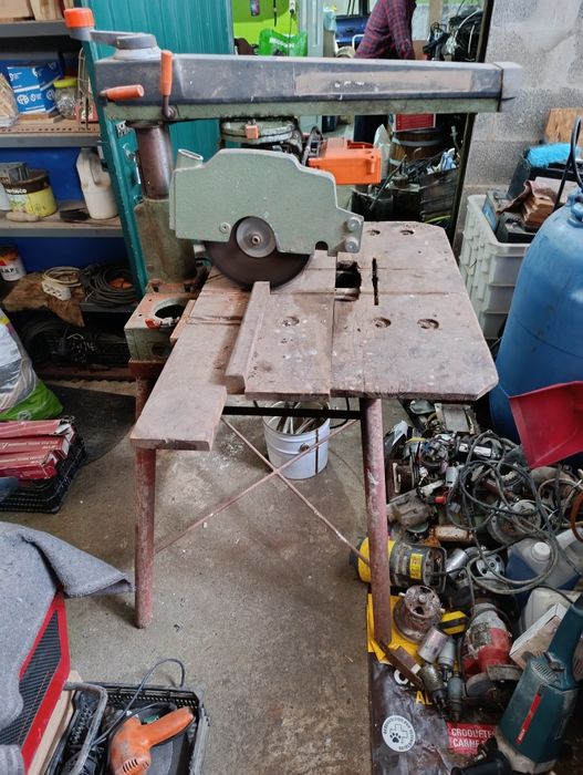 Radial cortar madeira