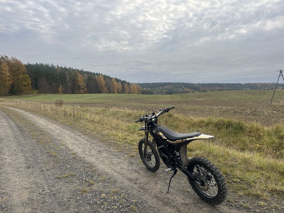 Surron Ultra bee 2025 Supermoto