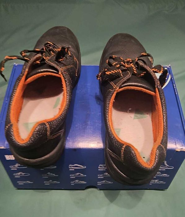 Wintoperk słowackie buty BHP safety buty bezpieczeństwa