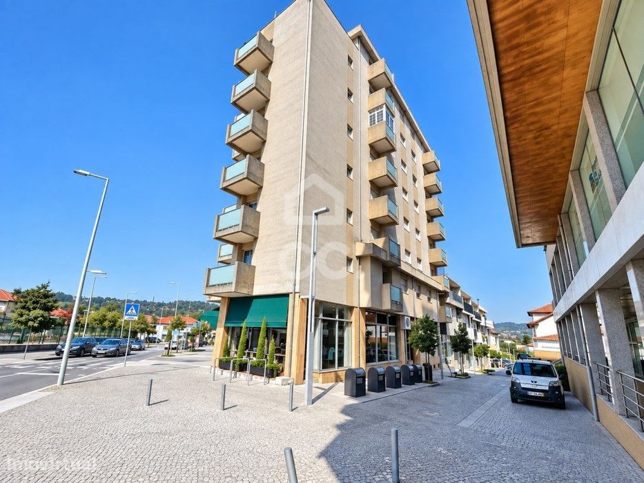 Apartamento T3 Renovado Para Arrendamento | Centro De Santo Tirso