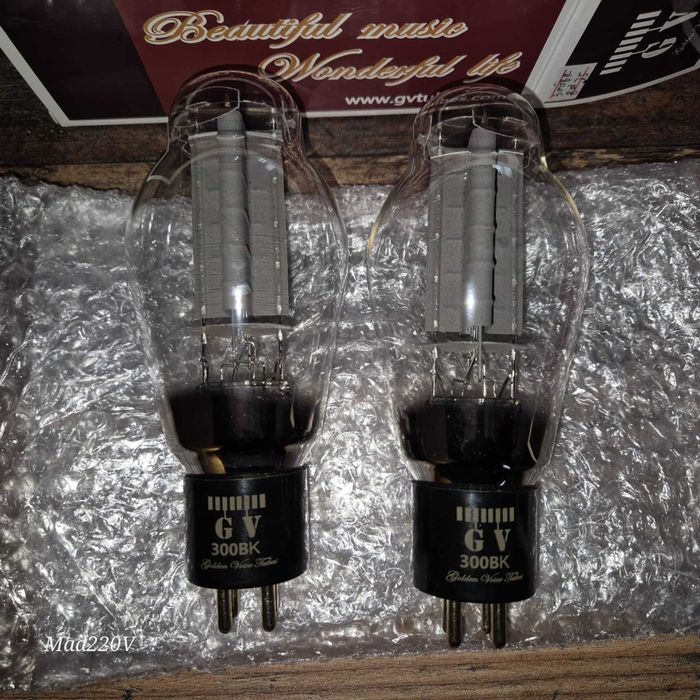 300 B  Gold Voice  "BK"