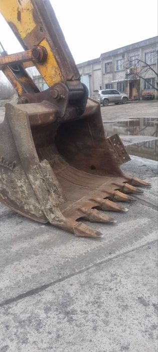 Екскаватор гесеничний  JCB JC 330LC 32 тони