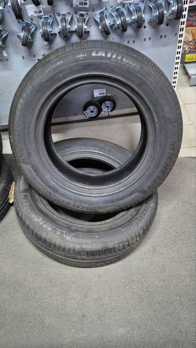 шини автомобільні 215/45 R17 та 235/65 R17
