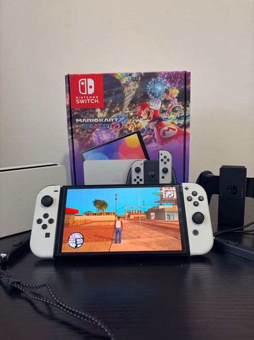 Nintendo switch oled + caixa + Gta + SD - Excelente estado