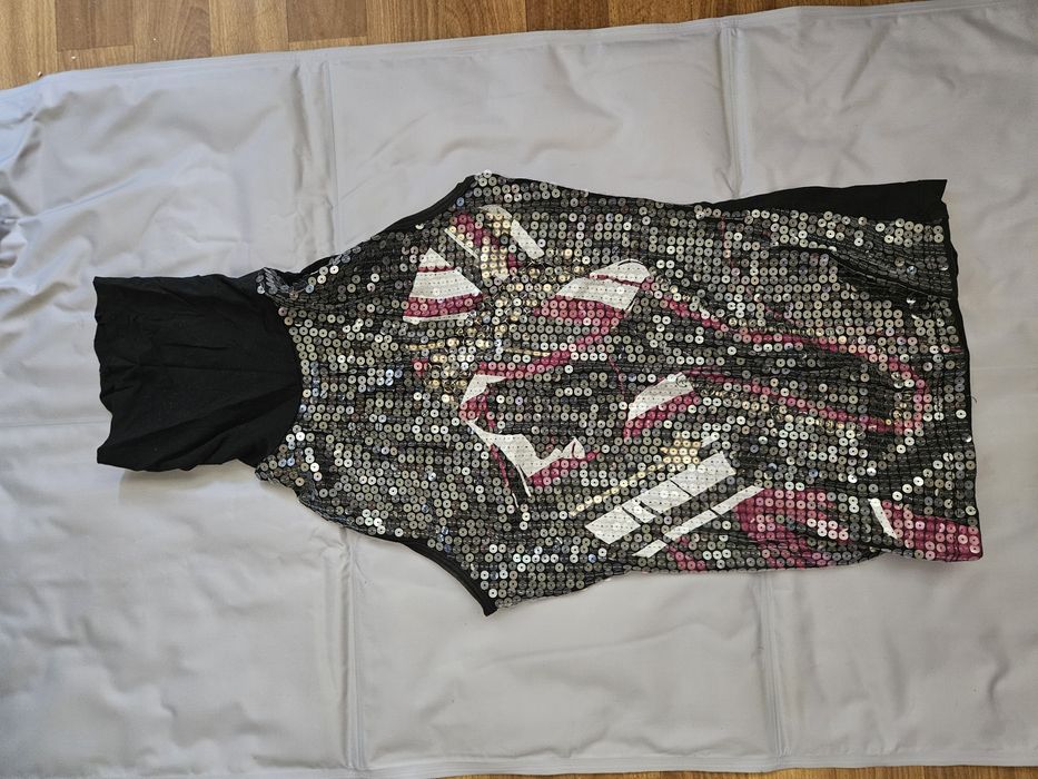 Отдам женские вещи