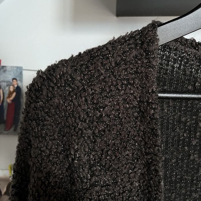 szary kardigan z kieszeniami