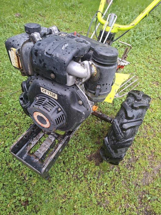 Motocultivador a diesel