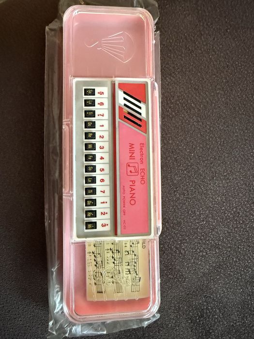 Electron ECHO mini piano ! Nowy piornik grajacy PRL !