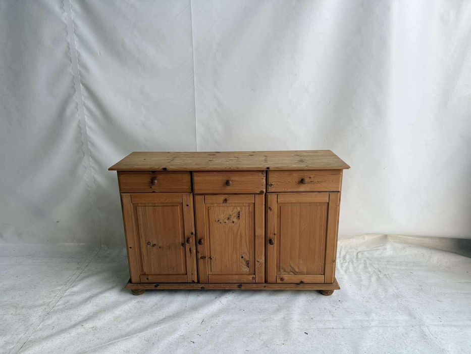 Komoda z litego drewna