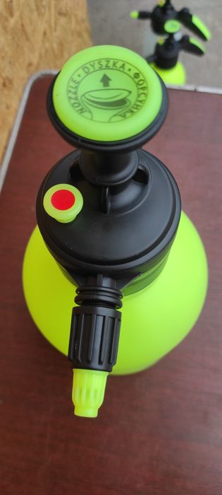 Опрыскиватель Мрия 2 л и 3 л ручной