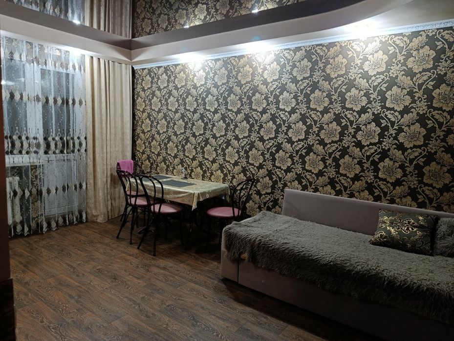 Продам 3-х кімнатну квартиру Чугуїв р-н Нової пошти 2