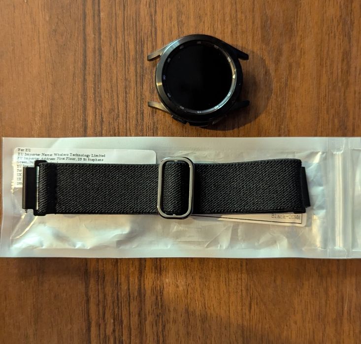 Samsung Galaxy Watch4 Classic 42 мм, з ремішком + зарядне