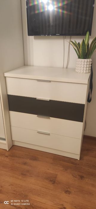 zestaw mebli pokojowych