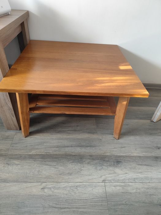 Sprzedam duży stolik kawowy z drewna