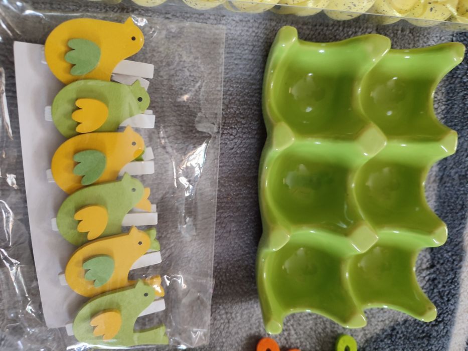 Ozdoby wielkanocne,nowe(cena za całość).