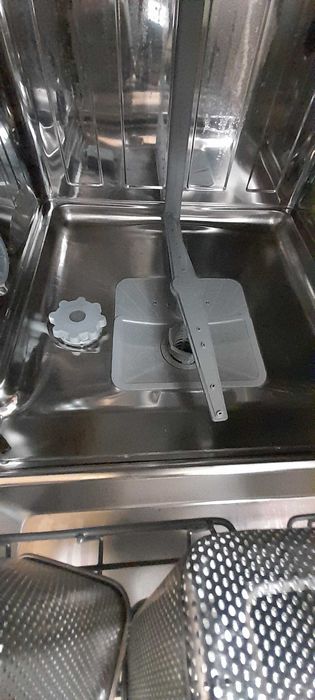 Equipamento restaurante - Bancadas, Frigorifico, Estante, Lavaloiça