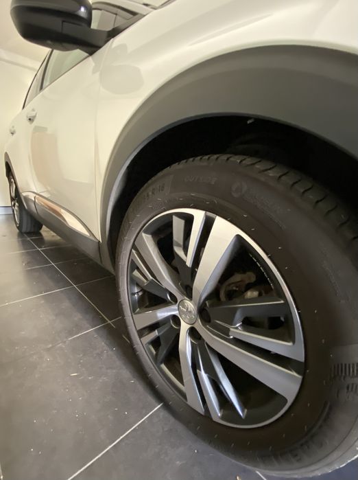 Peugeot 3008 1.2 Allure Pack 130cv