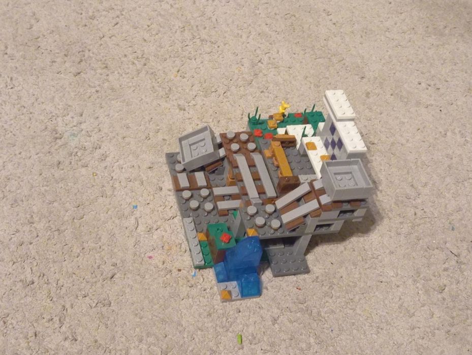 Lego Minecraft  smok