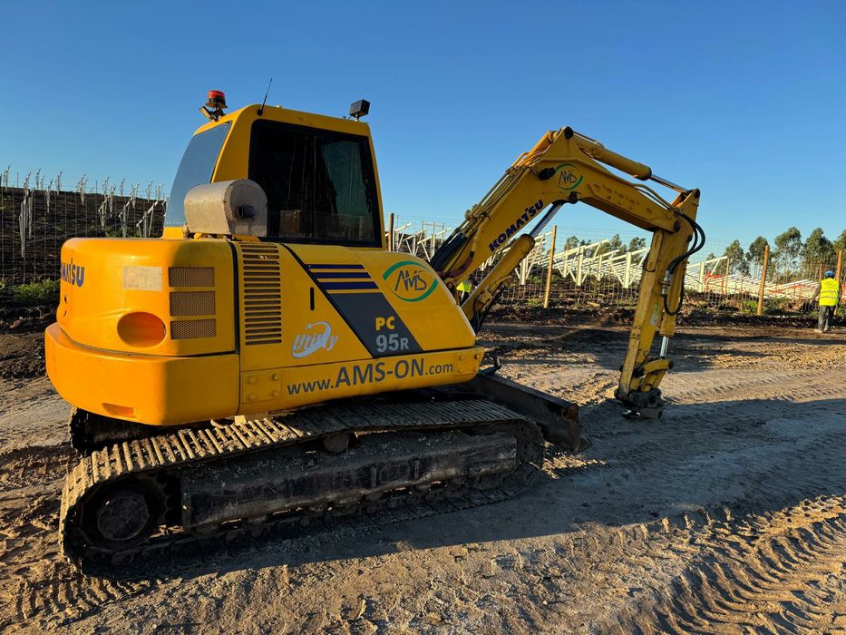 Escavadora komatsu pc95