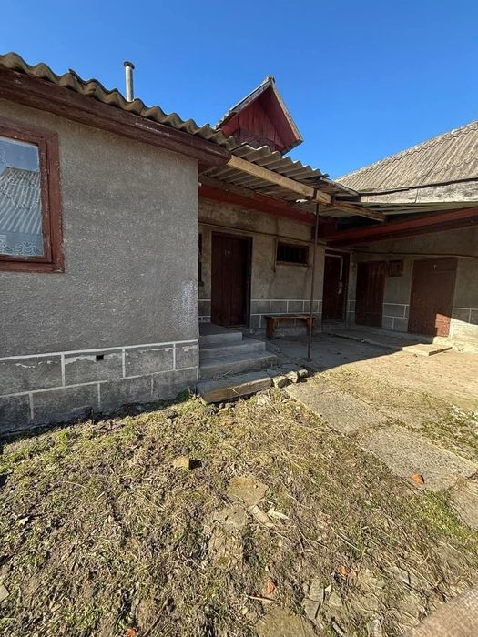 Продам будинок поруч з містом  Шептицький