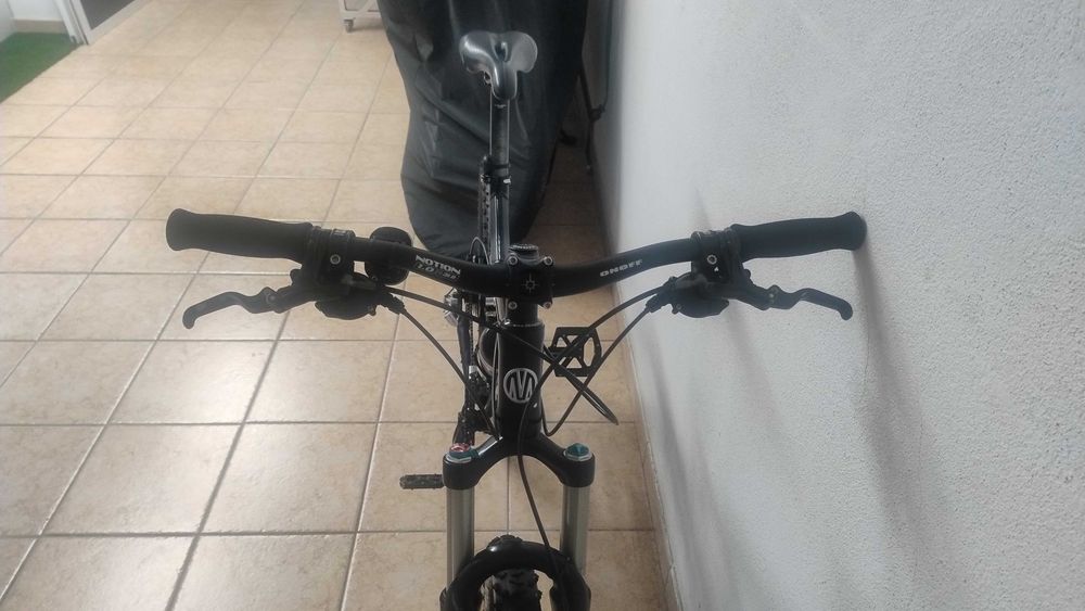 Mondraker Factor roda 26" tamanho M