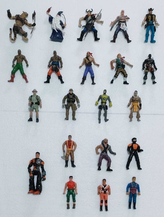 Figuras - Ação - 2 - Dragon Ball - Marvel - DC. Comics - Nintendo - Star Wars
