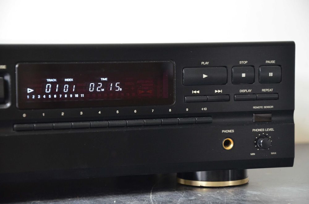 DENON DCD-1015 odtwarzacz CD 2 x PCM61P Alpha  HI END 1995r