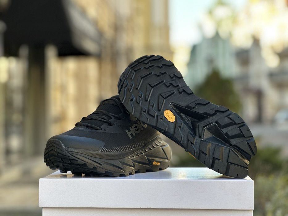 Кросівки чоловічі Hoka Skyline-Float X Gore-Tex Black White та Black