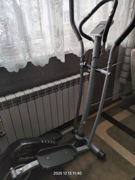 Orbitrek  przyrząd do ćwiczeń