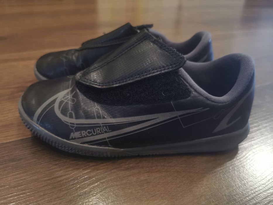 Halówki Nike Mercurial 28.5
