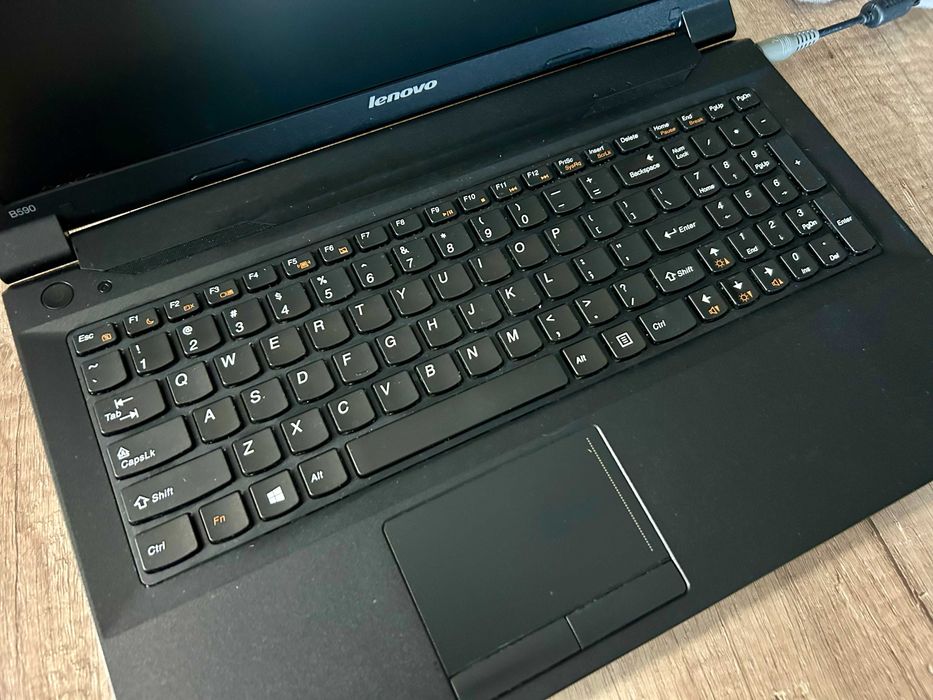 Laptop Lenovo B590 Intel Celeron 1.90Ghz Windows 10 Home