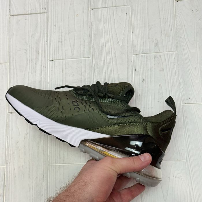 Чоловічі кросівки nike air max 270