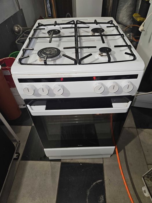 kuchnia gazowo - elektryczna