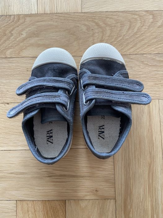 Szare trampki skorzane zara 22