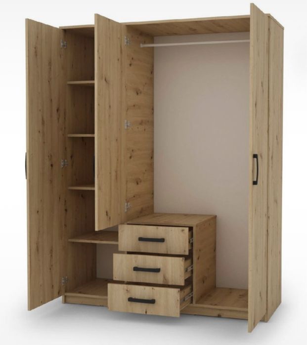 Roupeiro de 3 portas com espelho e gavetas desmontado