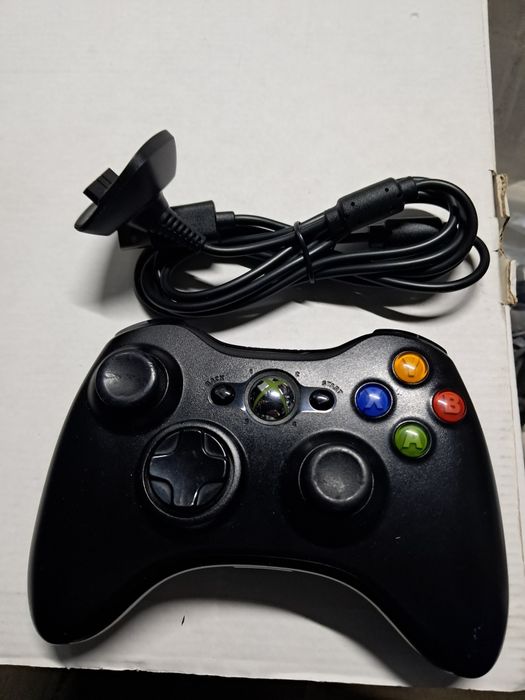 Pad Xbox 360 z kablem