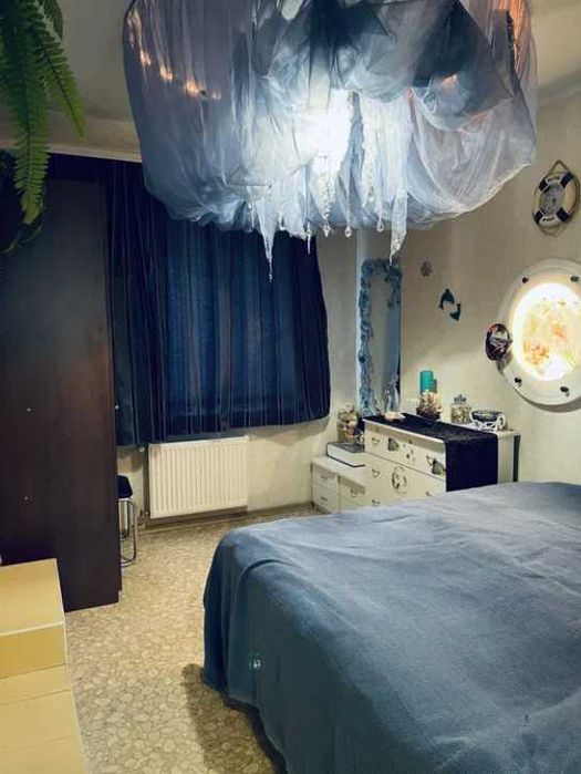 Пропоную до продажу 3  кімнатну квартиру.