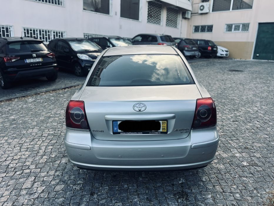 Toyota Avensis 2.0D4d sol - Ano 2007/05
