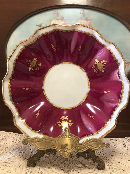 Chávena de porcelana francesa antiga