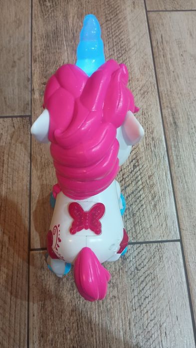 Interaktywny jednorożec Dragon-i Toys