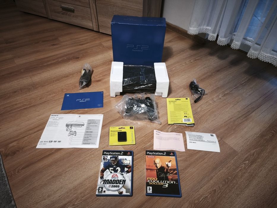 PlayStation 2  box plomba całą oryginalna rok 2001