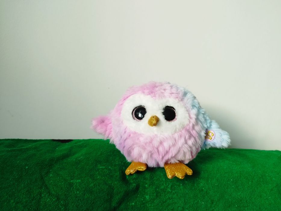 м'які іграшки різні вибирайте