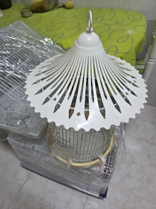 3 Gaiolas usadas em bom estado