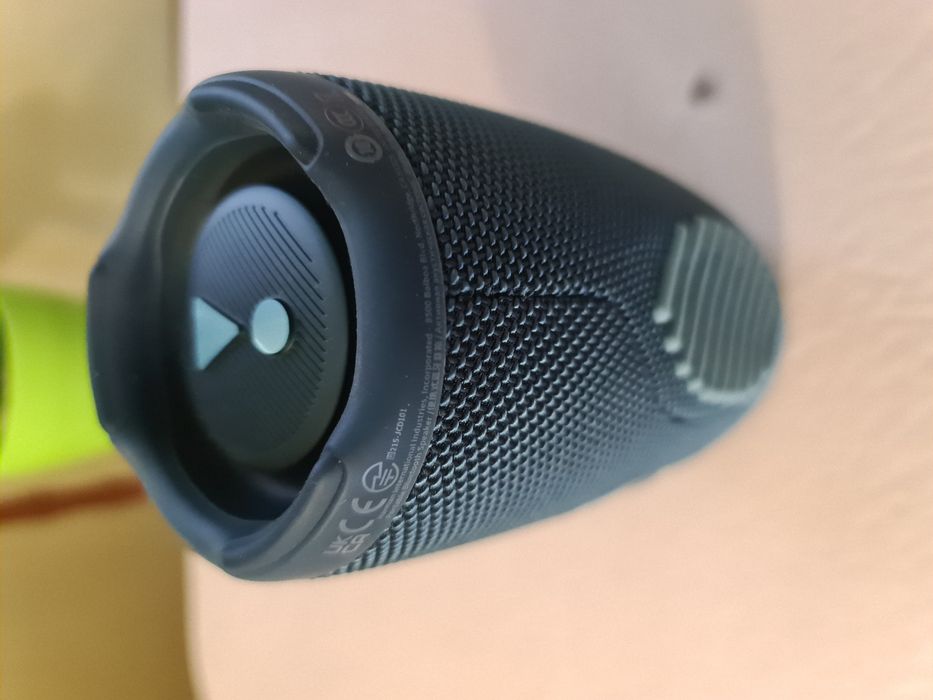 Колонка JBL Charge 5