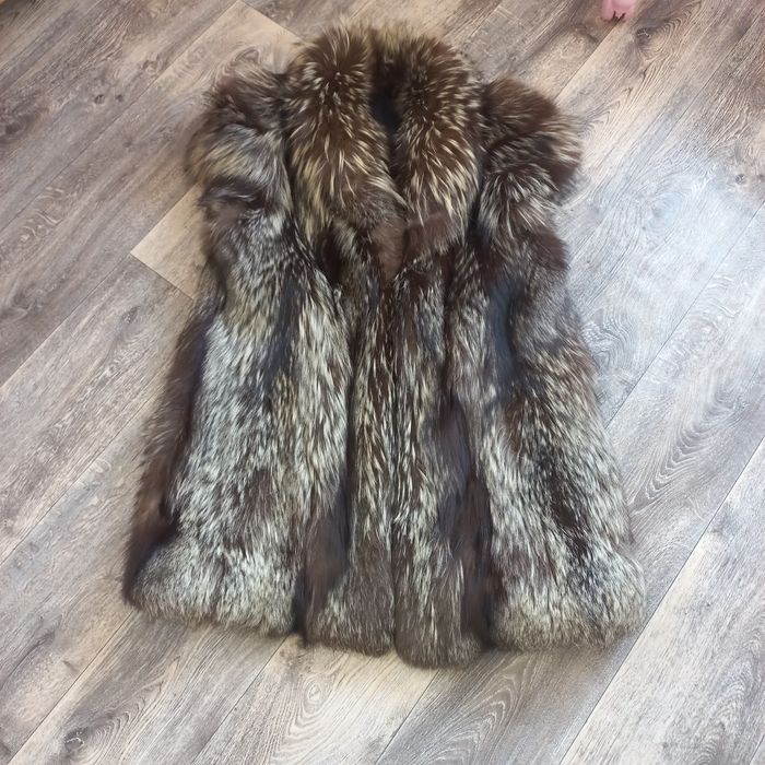 Жилетка з натурального хутра