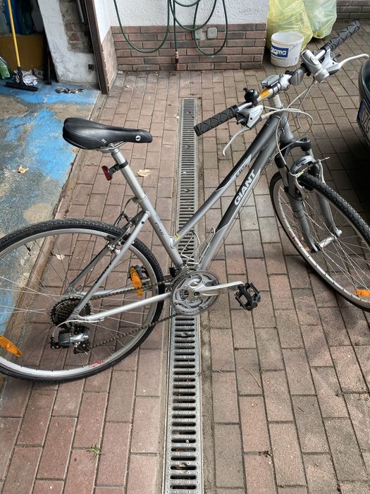 Rower Giant stebrny SLX