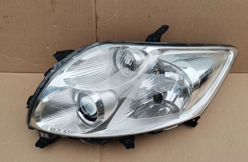 Xenon Lewy Lampa Lewa Toyota Auris 07- Europa